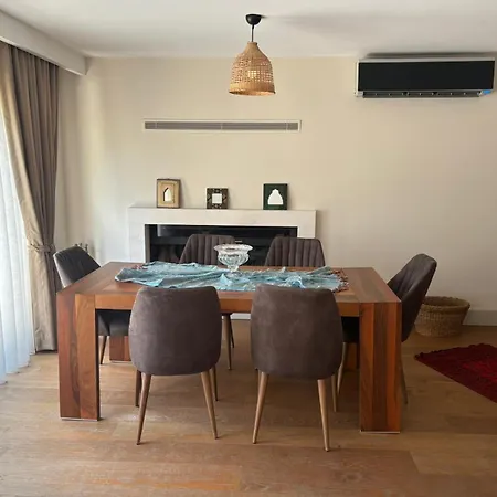 La Local Yalikavak * Bodrum