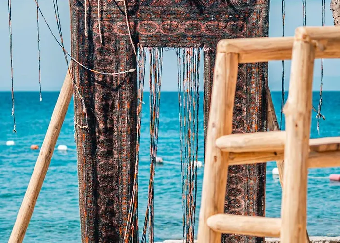 La Local Yalikavak Bodrum