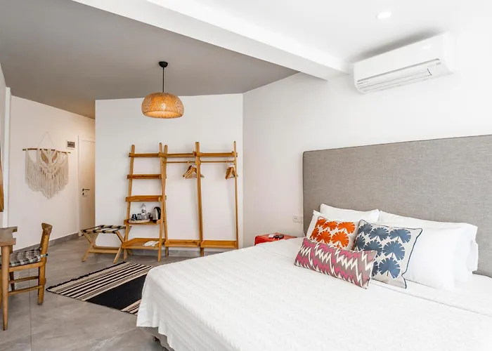 La Local Yalikavak Bodrum