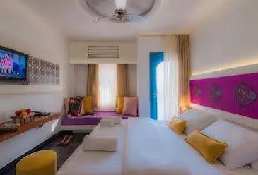 La Local Yalikavak Szálloda *