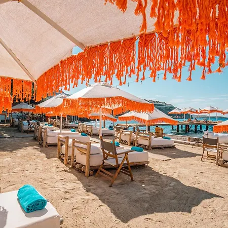 La Local Yalikavak מלון *