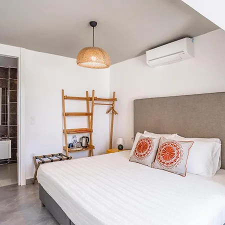 La Local Yalikavak מלון