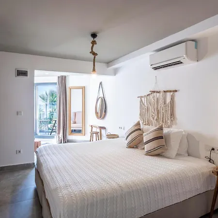 La Local Yalikavak מלון *